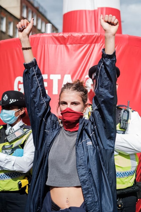 How to Choose the Perfect Eco-Friendly Stationery for a Stylish and Green Office?