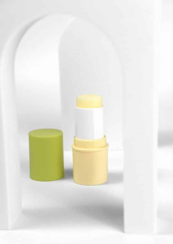 What Are the Challenges of Installing Large-Scale Renewable Energy Systems in Commercial Properties?